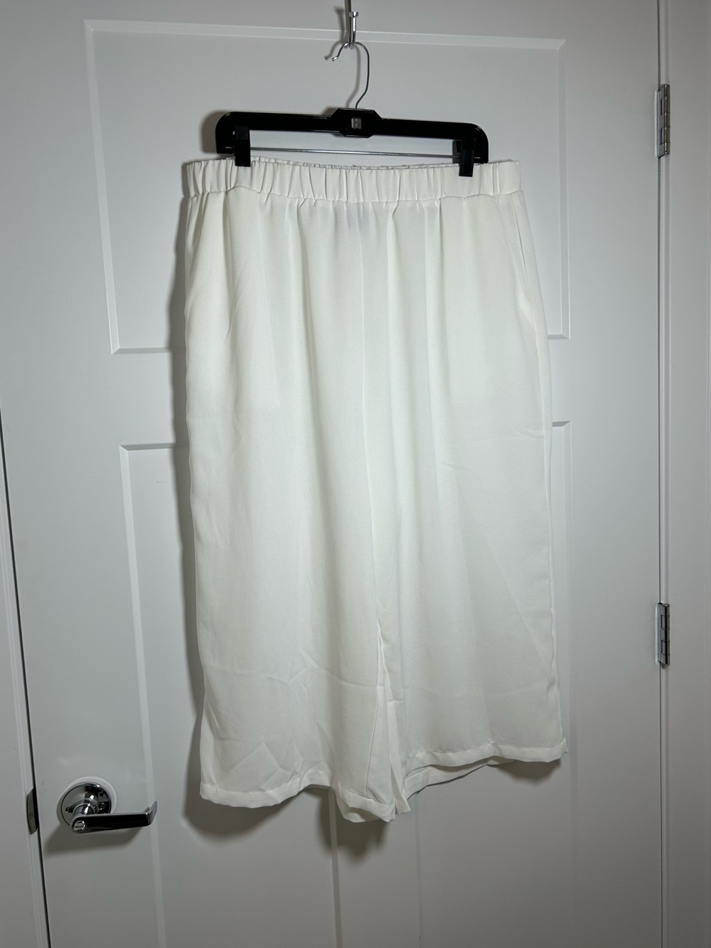 Wide-Leg Crop vacation pants